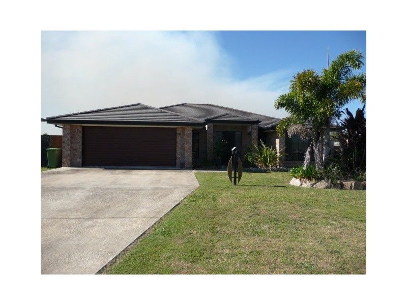 11 Kanimbla Ave, Cooloola Cove QLD 4580