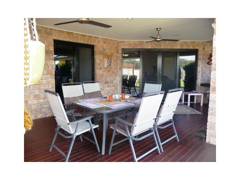 11 Kanimbla Ave, Cooloola Cove QLD 4580