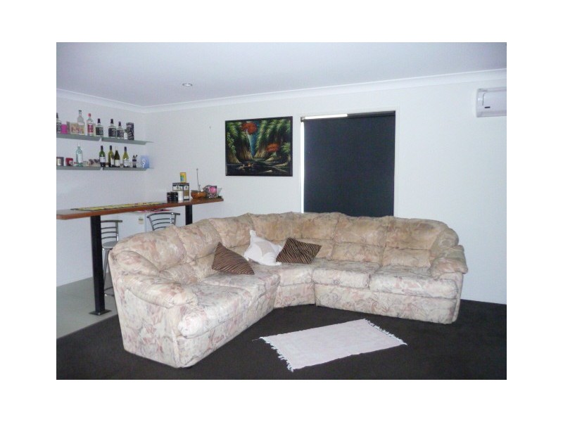 11 Kanimbla Ave, Cooloola Cove QLD 4580