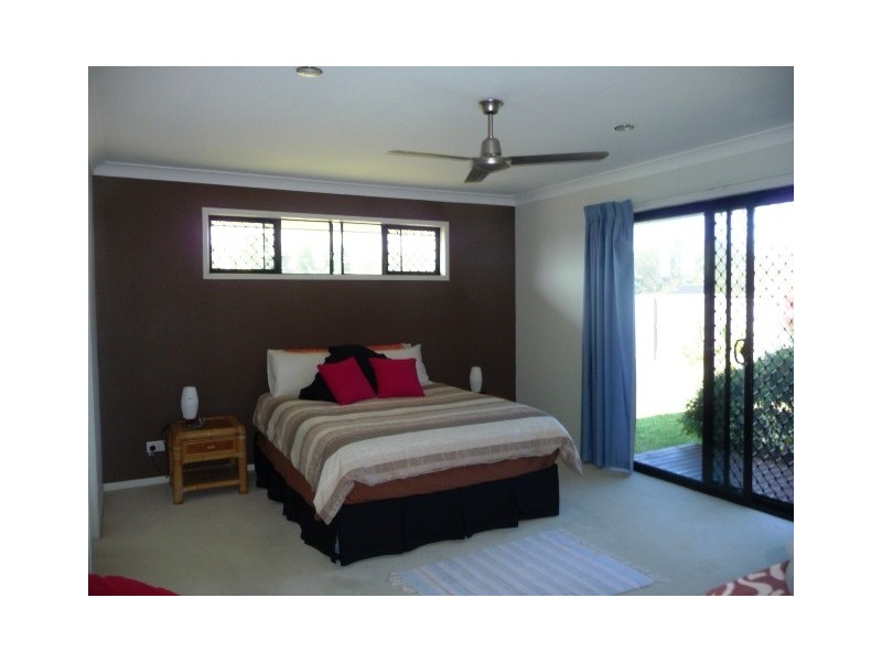 11 Kanimbla Ave, Cooloola Cove QLD 4580