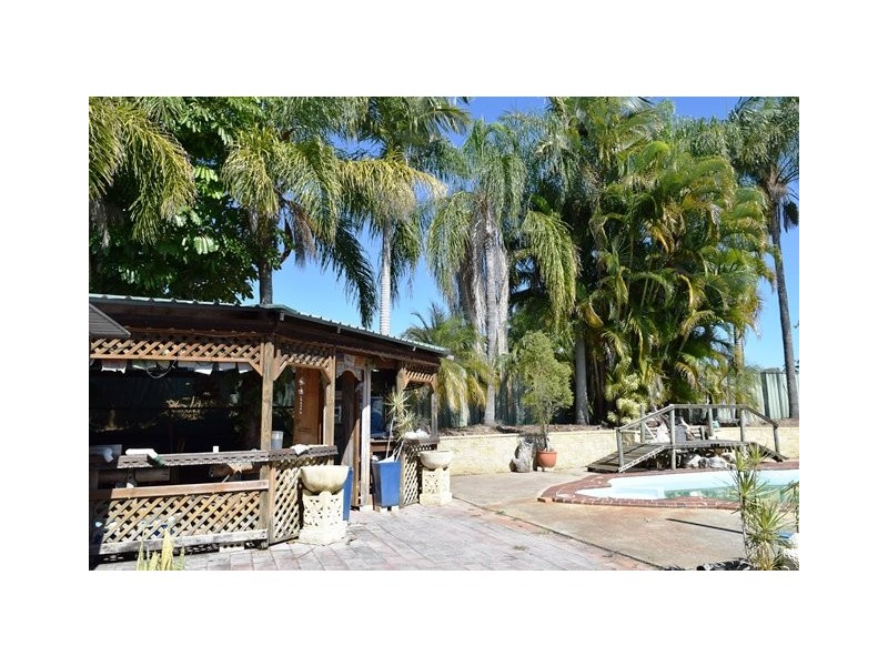 20 Mauretania Ave, Cooloola Cove QLD 4580