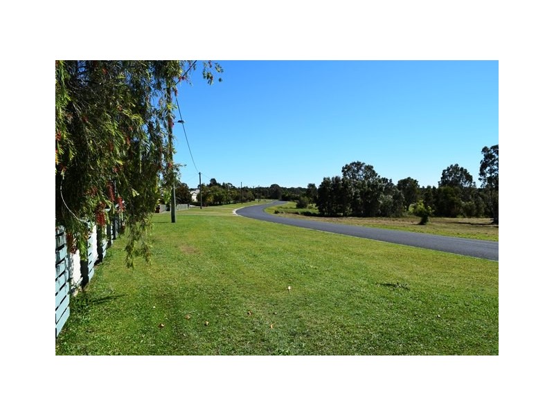 20 Mauretania Ave, Cooloola Cove QLD 4580