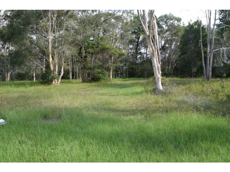 6 Hawk Ct, Cooloola Cove QLD 4580