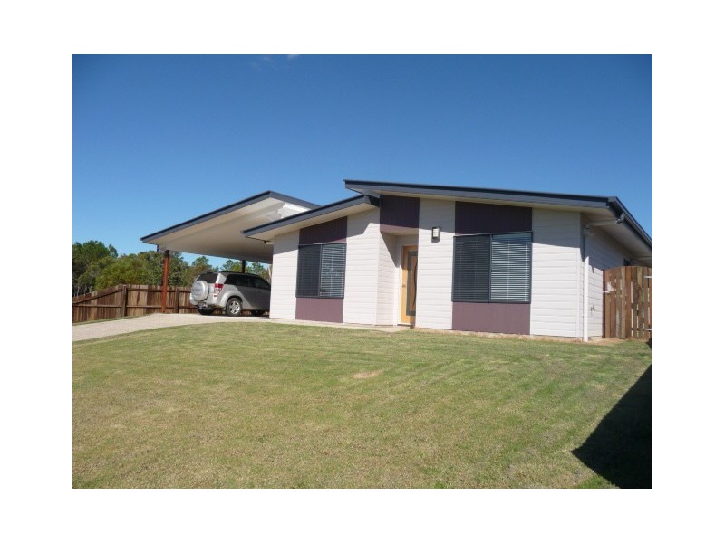 3 Aqua Pl, Tin Can Bay QLD 4580