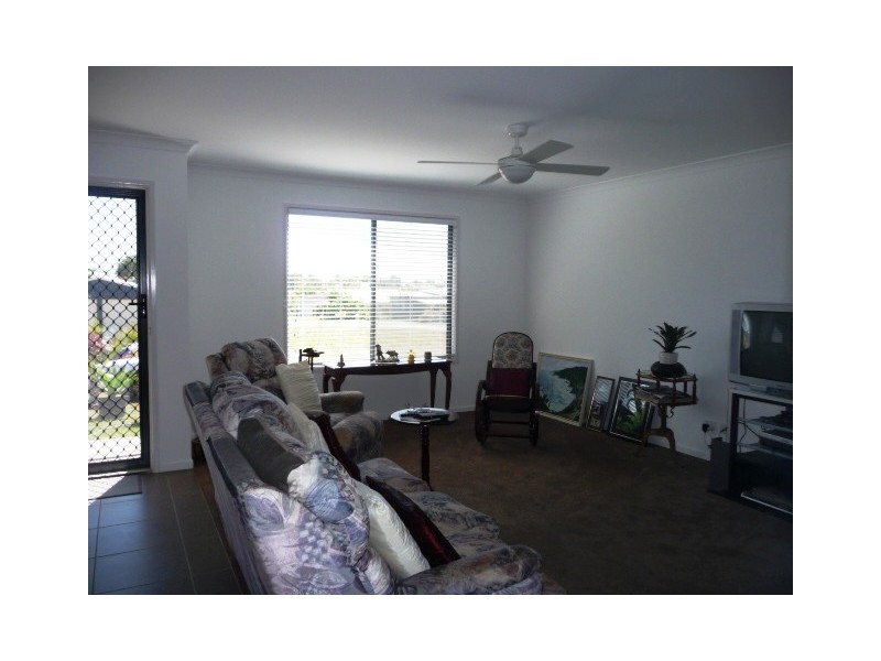 3 Aqua Pl, Tin Can Bay QLD 4580