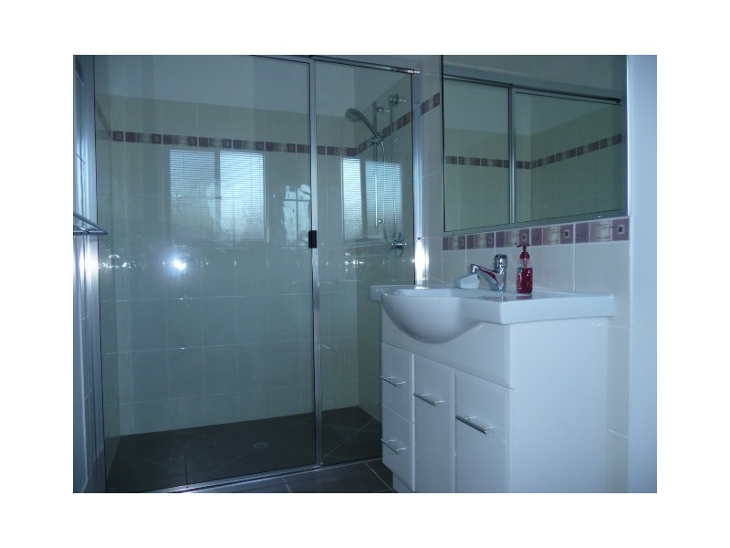 3 Aqua Pl, Tin Can Bay QLD 4580
