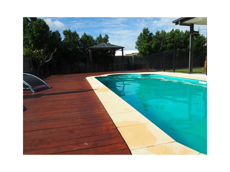 15 Sanctuary Way, Cooloola Cove QLD 4580