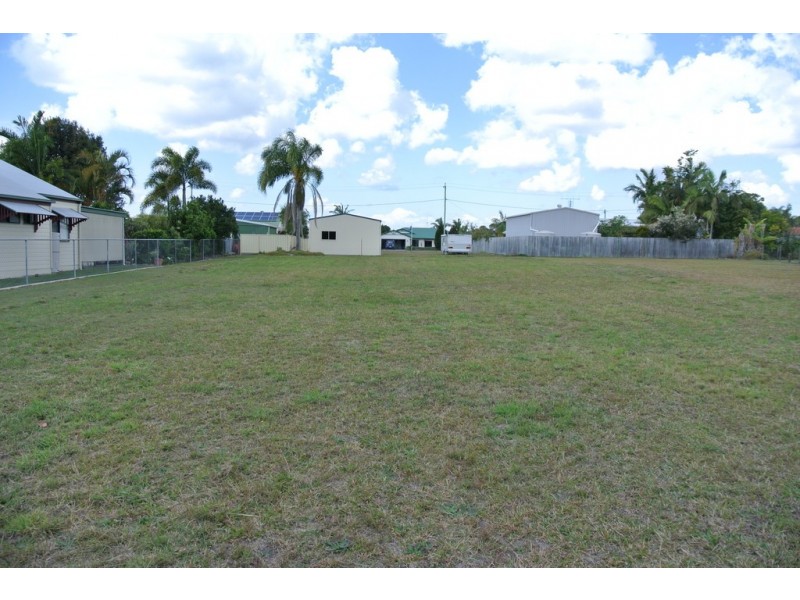 19 Regent Ct, Cooloola Cove QLD 4580