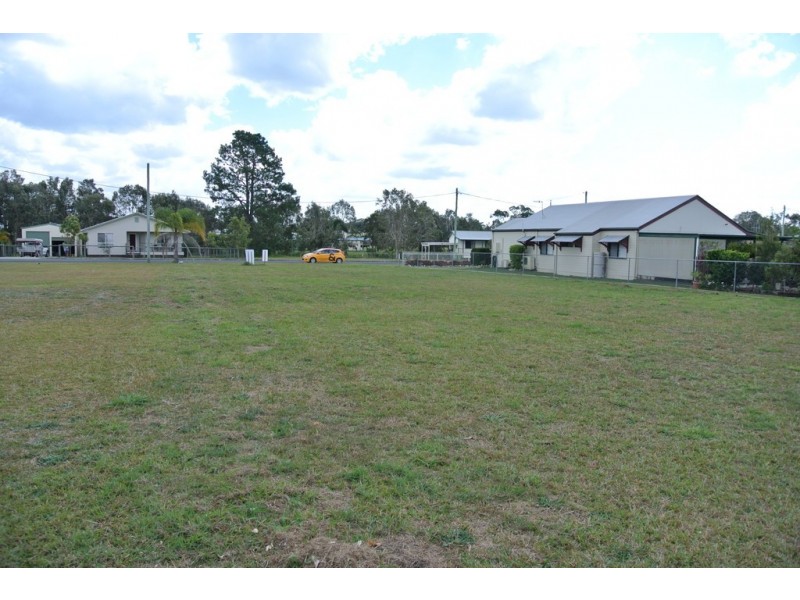 19 Regent Ct, Cooloola Cove QLD 4580