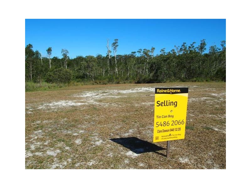 25 Summer Way, Tin Can Bay QLD 4580