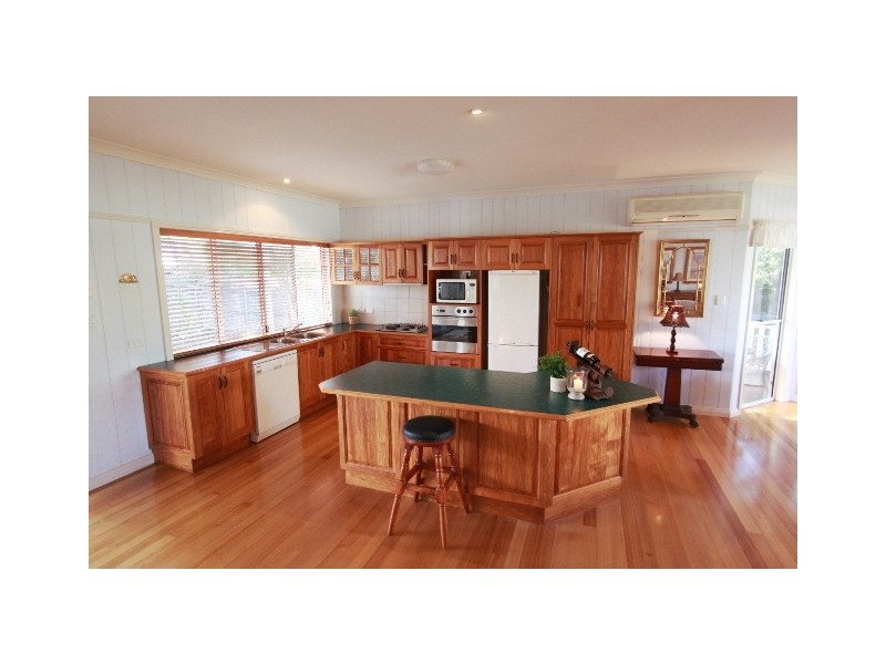4 Kingfisher Court, Tin Can Bay QLD 4580