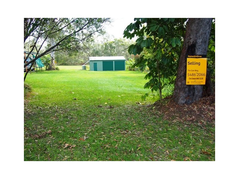 12 Squire Street, Tin Can Bay QLD 4580