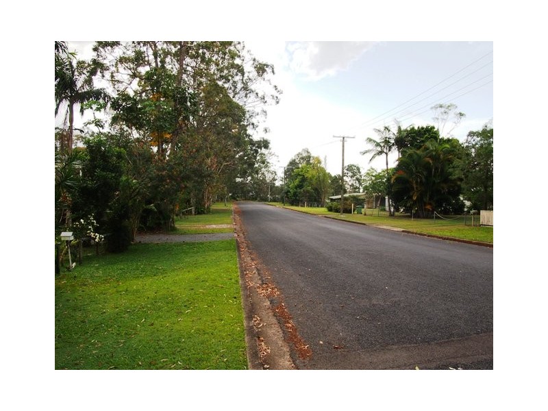 12 Squire Street, Tin Can Bay QLD 4580