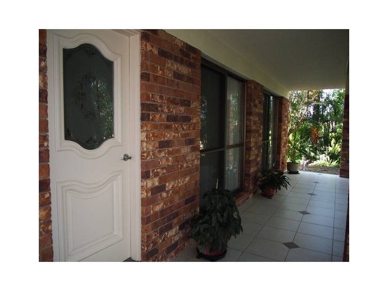 6 Titanic Court, Cooloola Cove QLD 4580