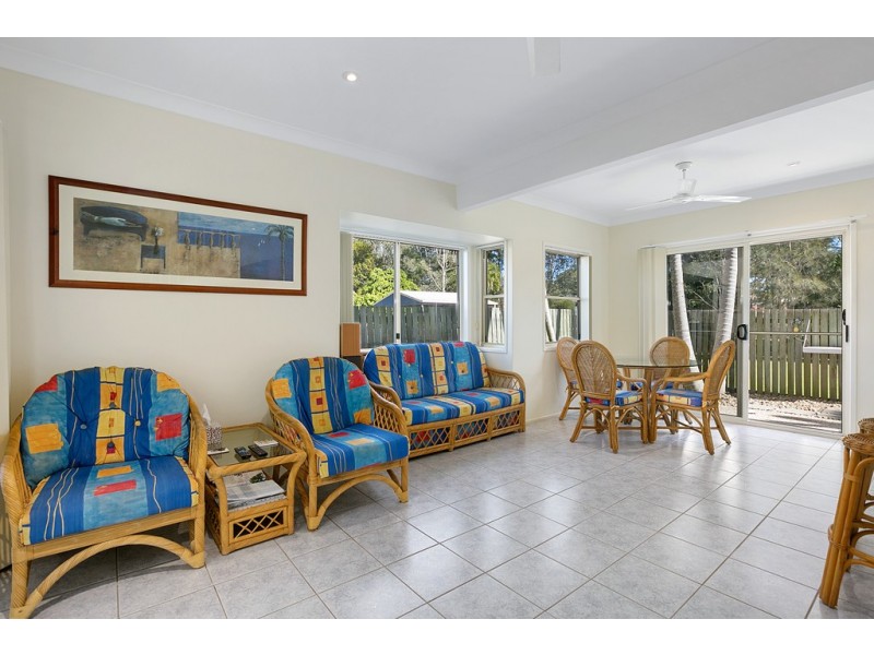 4/8 Mitchell Street, Tin Can Bay QLD 4580