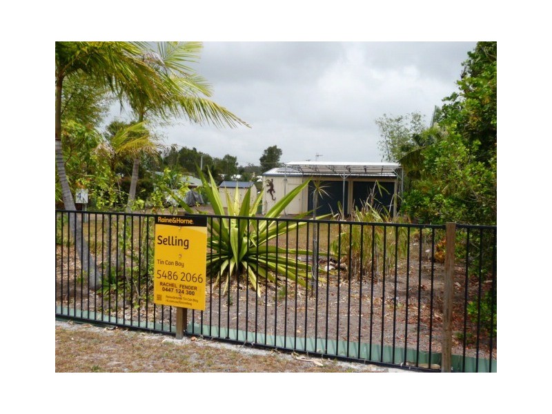 4 Pandora Ct, Cooloola Cove QLD 4580