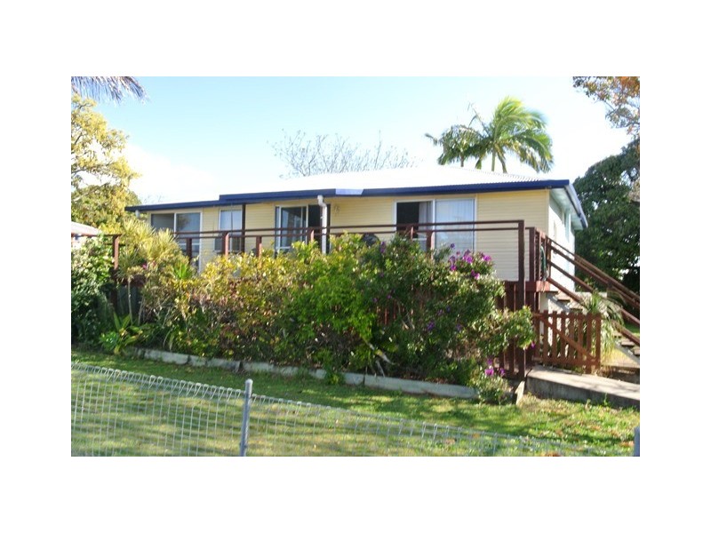 2 Bream St, Tin Can Bay QLD 4580