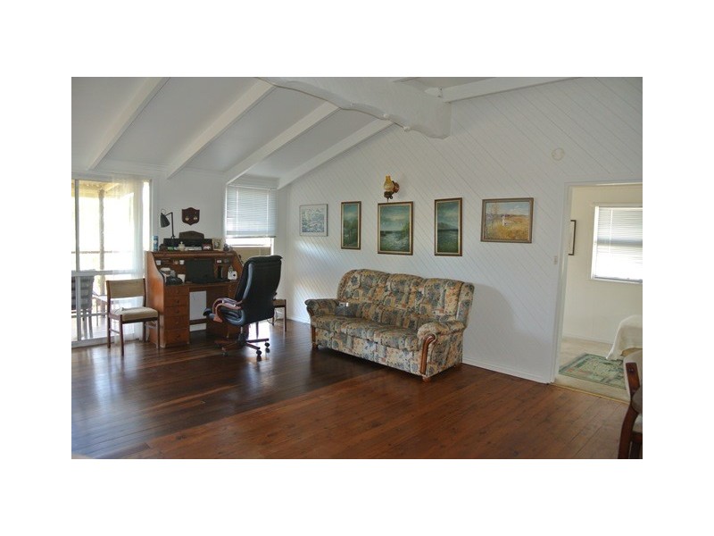 2 Bream St, Tin Can Bay QLD 4580