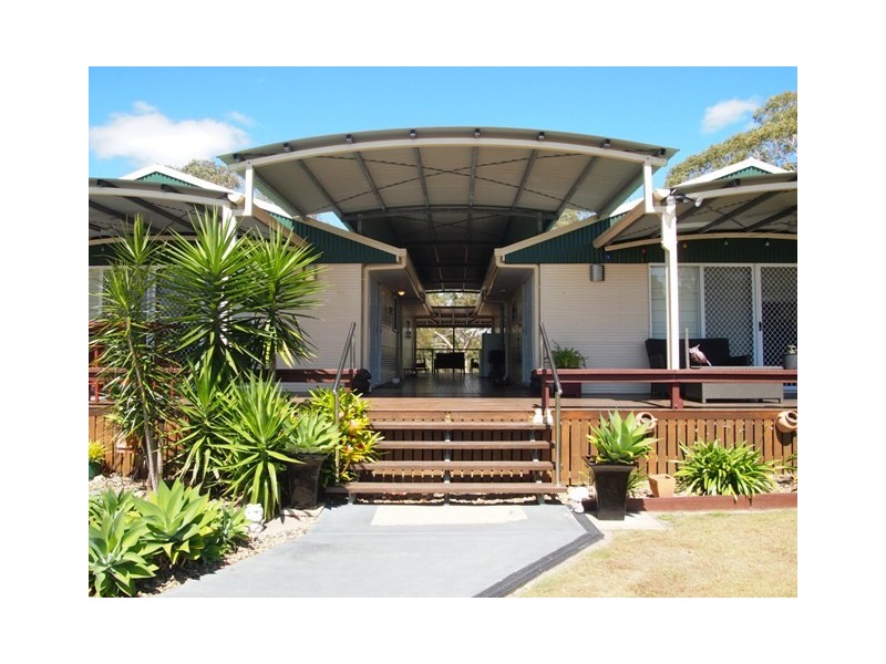 18 Queen Elizabeth Drive, Cooloola Cove QLD 4580
