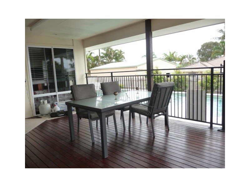 4 Aramac Court, Tin Can Bay QLD 4580
