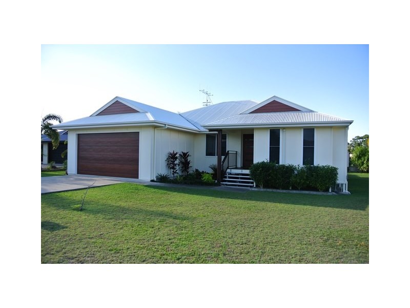 4 Aramac Court, Tin Can Bay QLD 4580