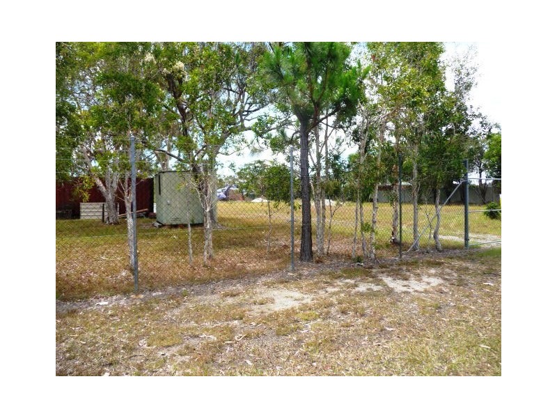 200 Queen Elizabeth Dr, Cooloola Cove QLD 4580
