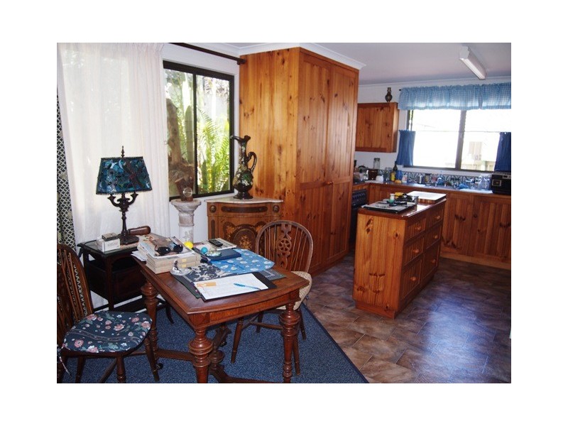 20 Oyster Parade, Tin Can Bay QLD 4580