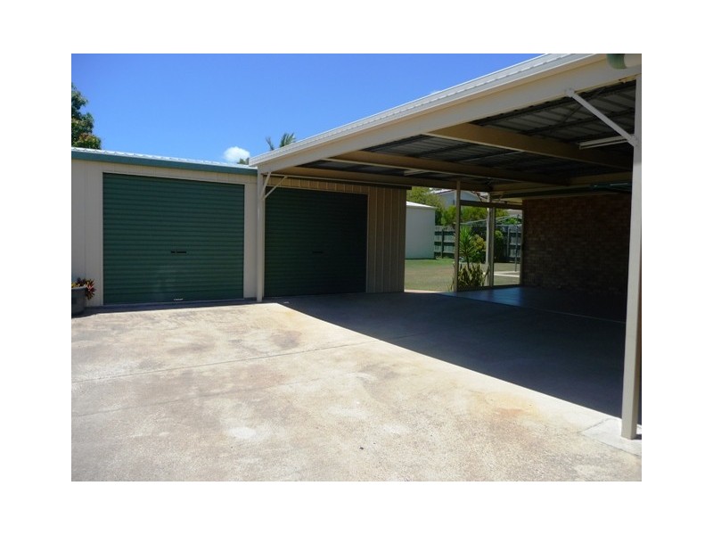 15 Marlin Way, Tin Can Bay QLD 4580