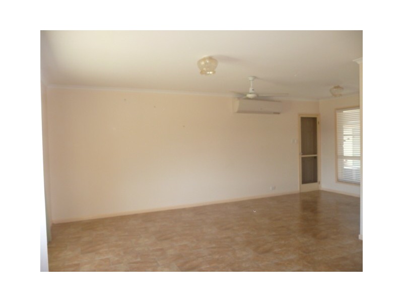 15 Marlin Way, Tin Can Bay QLD 4580