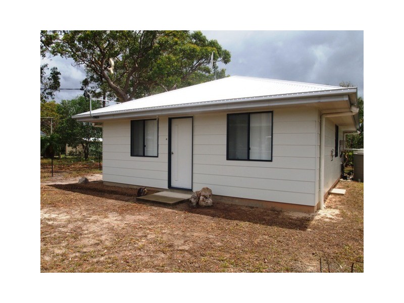 4 Ark Royal Drive, Cooloola Cove QLD 4580