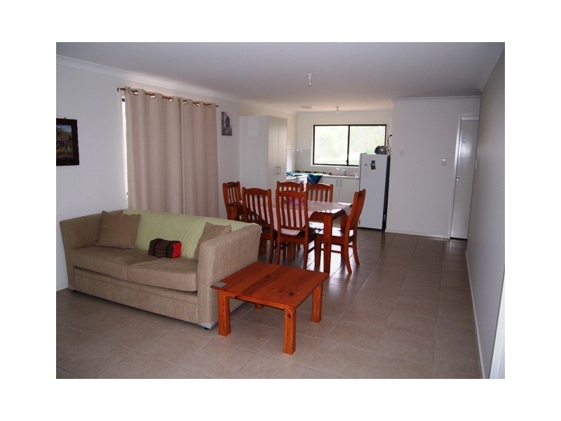 4 Ark Royal Drive, Cooloola Cove QLD 4580