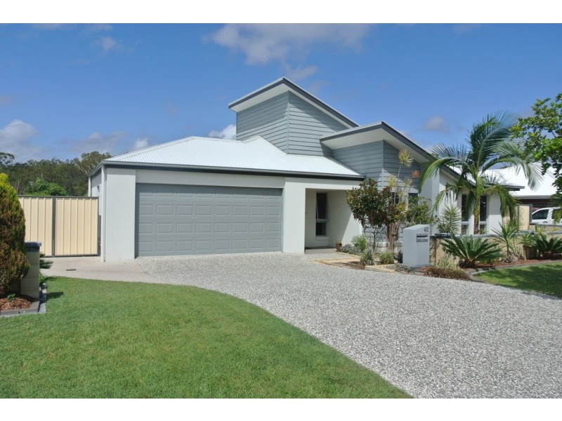 40 Tuna Way, Tin Can Bay QLD 4580