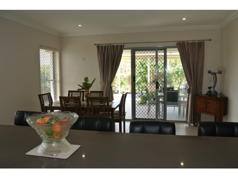 40 Tuna Way, Tin Can Bay QLD 4580