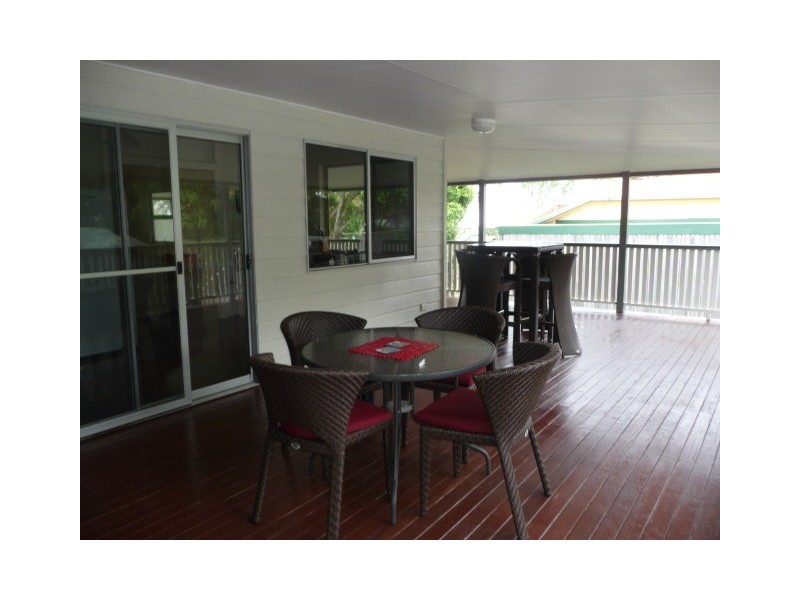 14 Oyster Parade, Tin Can Bay QLD 4580