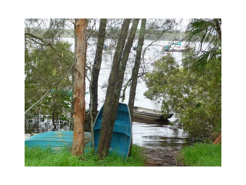 14 Oyster Parade, Tin Can Bay QLD 4580