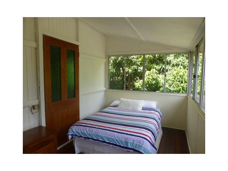 14 Oyster Parade, Tin Can Bay QLD 4580