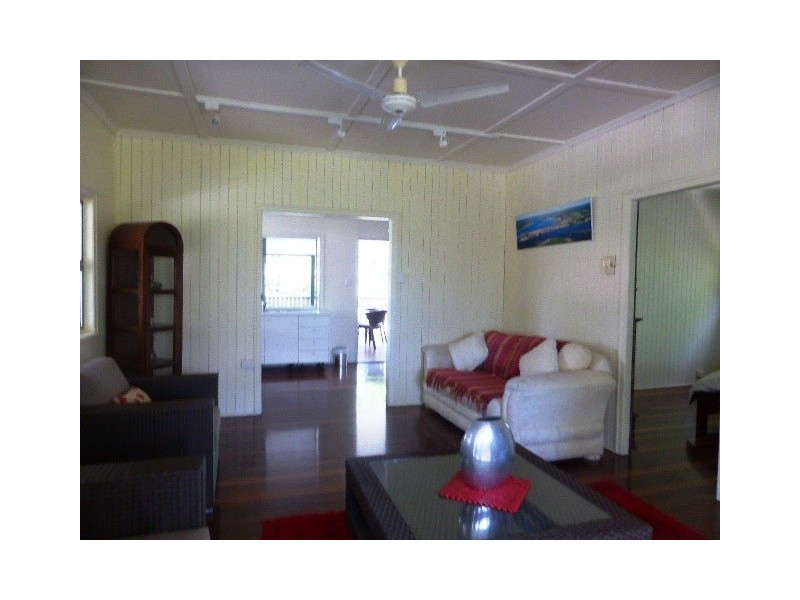 14 Oyster Parade, Tin Can Bay QLD 4580