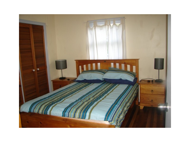 4 Squire Street, Tin Can Bay QLD 4580