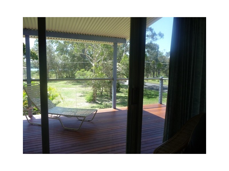 4 Squire Street, Tin Can Bay QLD 4580