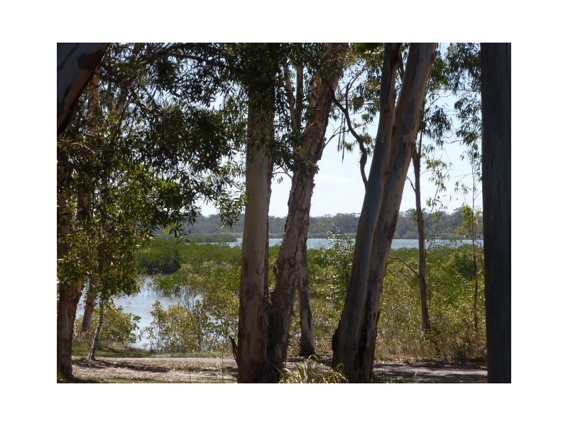 4 Squire Street, Tin Can Bay QLD 4580