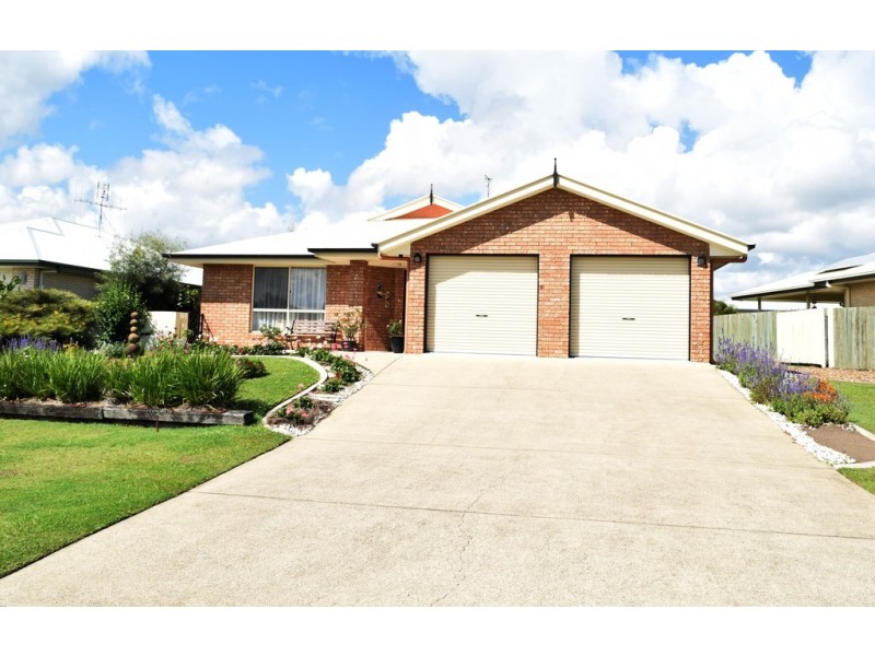 24 Acacia Crescent, Tin Can Bay QLD 4580