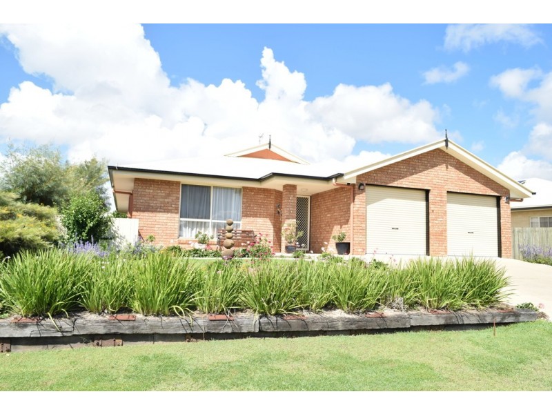 24 Acacia Crescent, Tin Can Bay QLD 4580