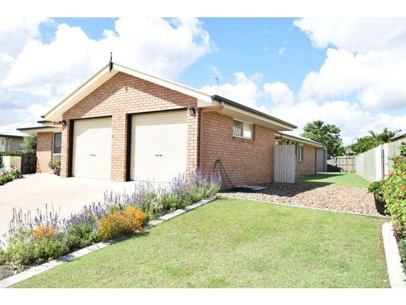 24 Acacia Crescent, Tin Can Bay QLD 4580