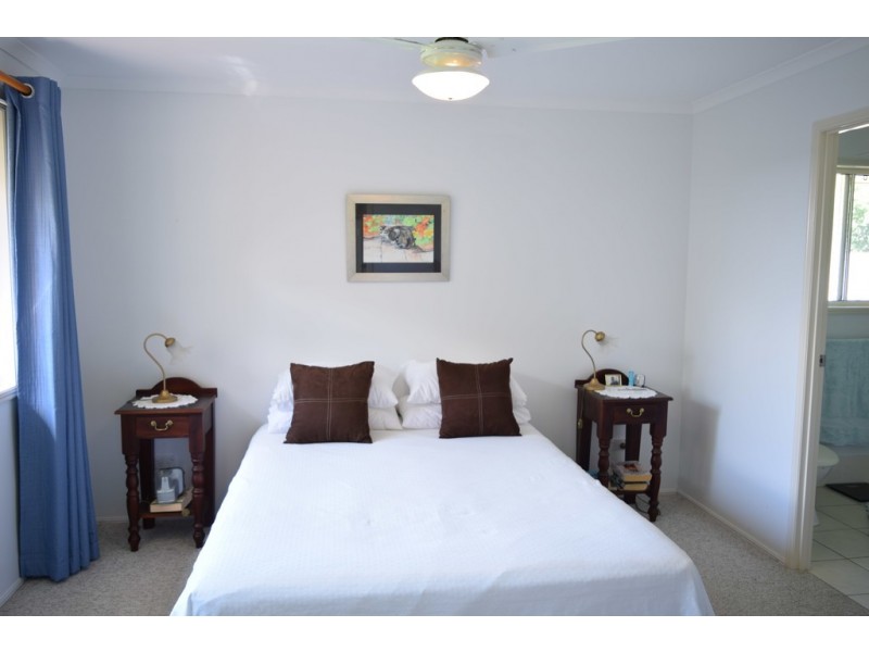 24 Acacia Crescent, Tin Can Bay QLD 4580