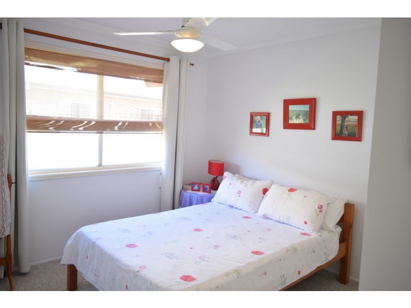 24 Acacia Crescent, Tin Can Bay QLD 4580