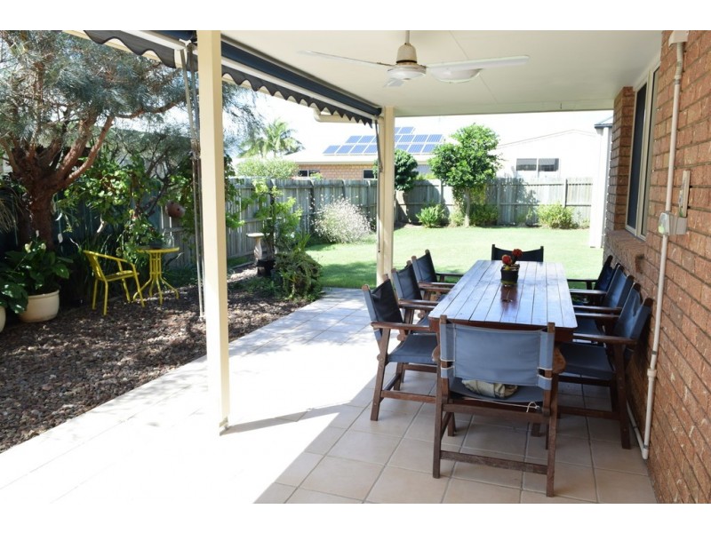 24 Acacia Crescent, Tin Can Bay QLD 4580