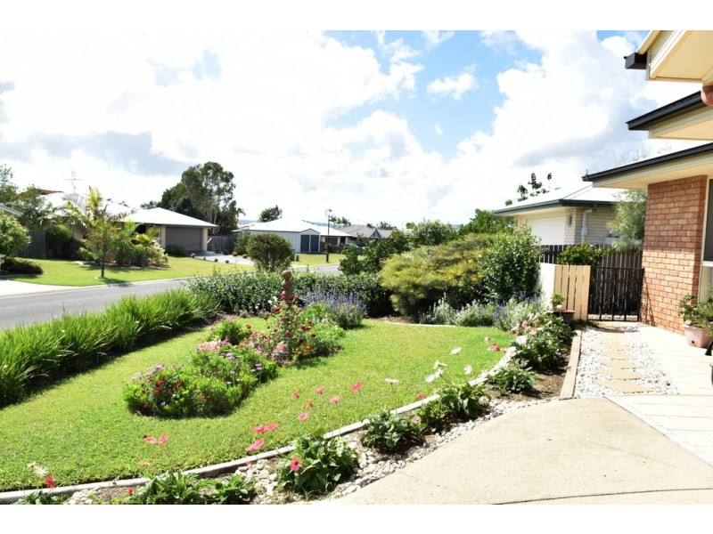 24 Acacia Crescent, Tin Can Bay QLD 4580