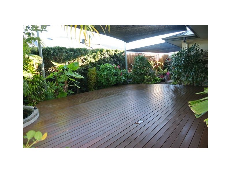 18 Banksia Ave, Tin Can Bay QLD 4580