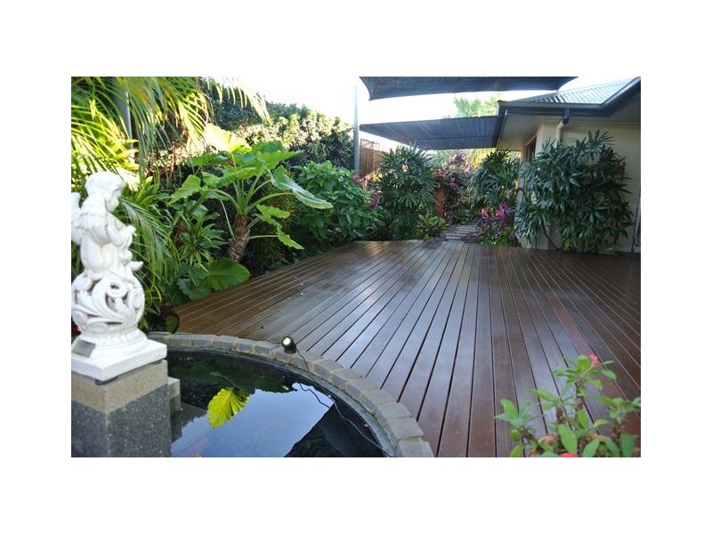 18 Banksia Ave, Tin Can Bay QLD 4580