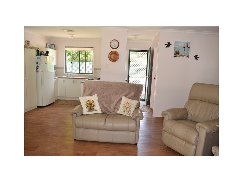 6 Victory Court, Cooloola Cove QLD 4580